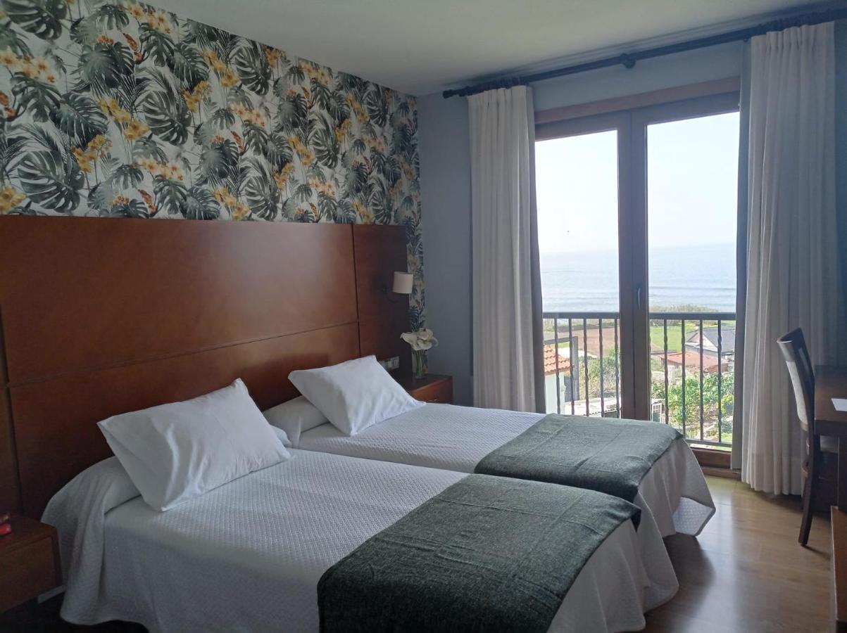 אויה Hotel A Raina מראה חיצוני תמונה